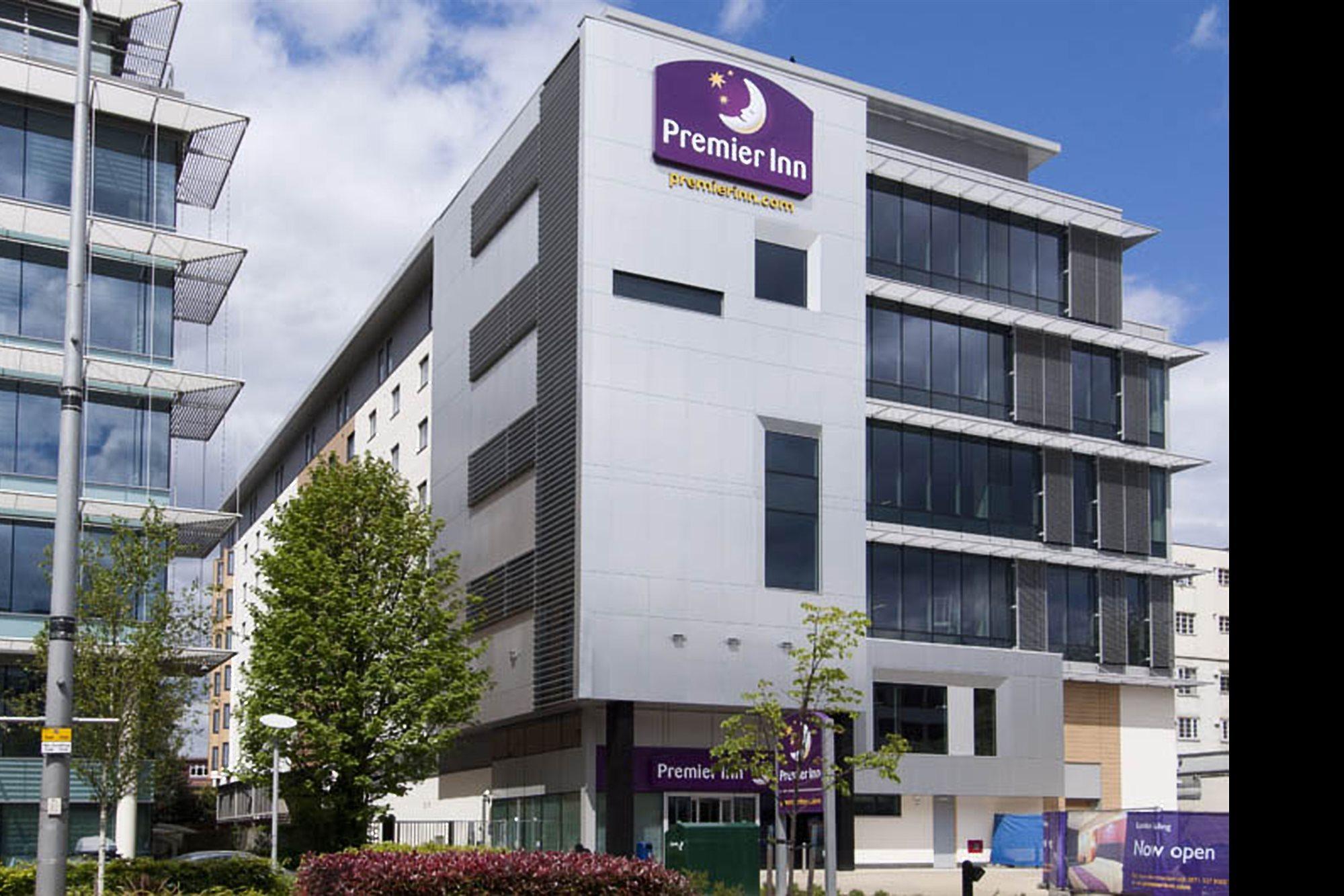 Premier Inn London Ealing Μπρέντφορντ Εξωτερικό φωτογραφία