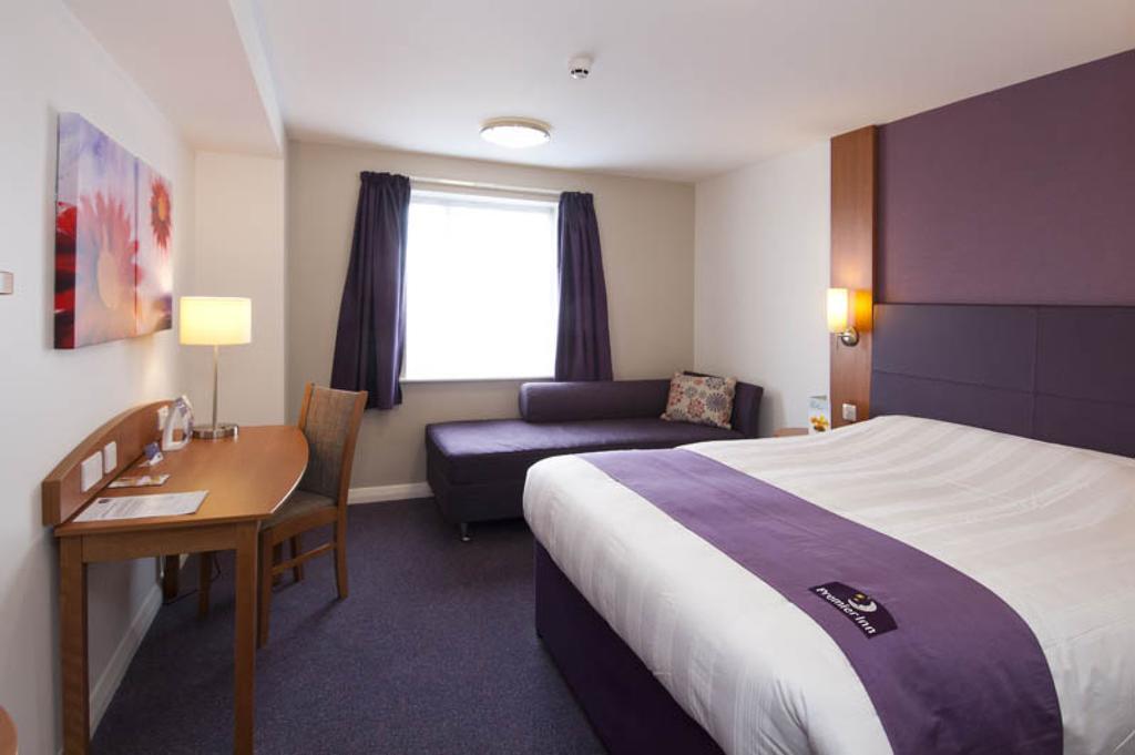 Premier Inn London Ealing Μπρέντφορντ Δωμάτιο φωτογραφία