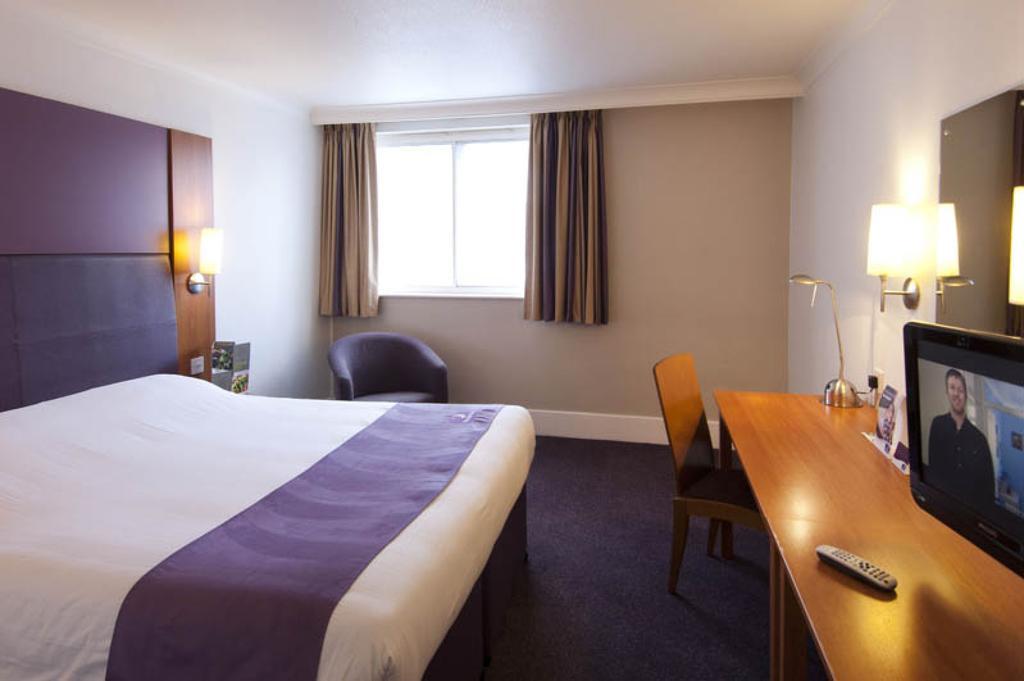 Premier Inn London Ealing Μπρέντφορντ Δωμάτιο φωτογραφία