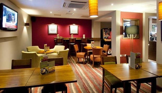Premier Inn London Ealing Μπρέντφορντ Εξωτερικό φωτογραφία