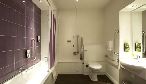 Premier Inn London Ealing Μπρέντφορντ Εξωτερικό φωτογραφία